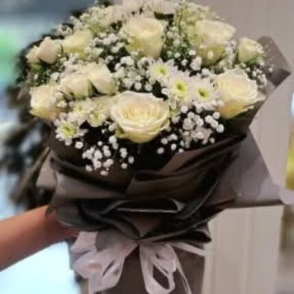 Pure Serenity – White Roses, Spray Roses & Daisy Bouquet
